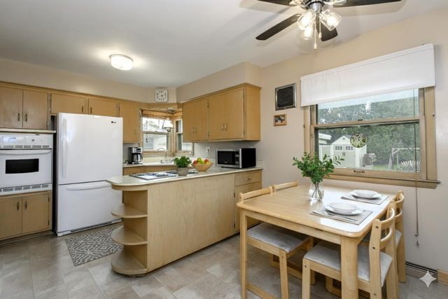 7429 W Ohio AVENUE, Milwaukee, WI 53219