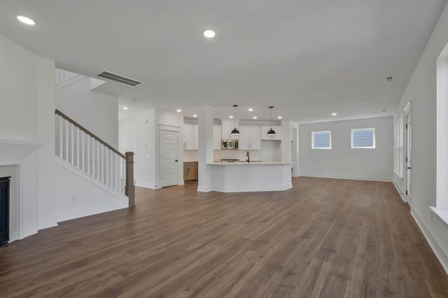 82 Russell Court, Lebanon, TN 37087