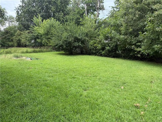 8200 E 133rd Terrace, Grandview, MO 64030