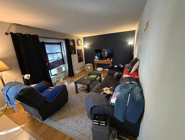 8200 E 133rd Terrace, Grandview, MO 64030