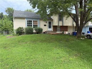 8200 E 133rd Terrace, Grandview, MO 64030