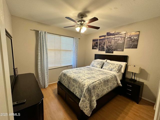 4831 E Robin Lane, Phoenix, AZ 85054
