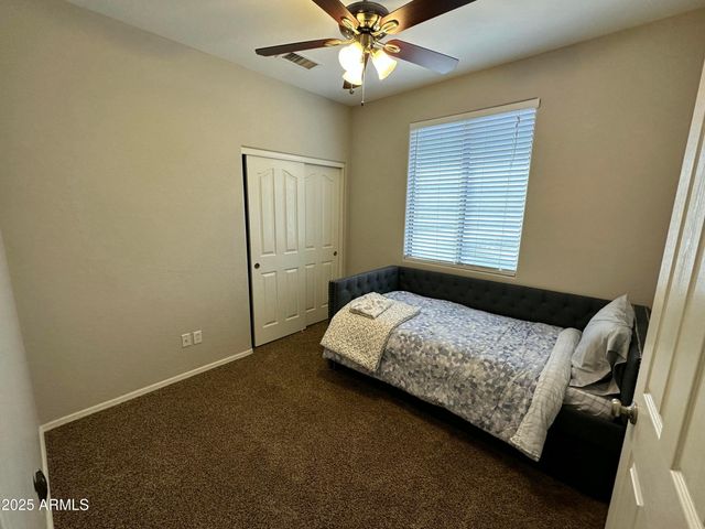 4831 E Robin Lane, Phoenix, AZ 85054