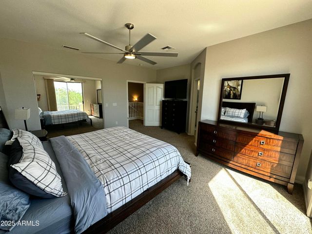 4831 E Robin Lane, Phoenix, AZ 85054