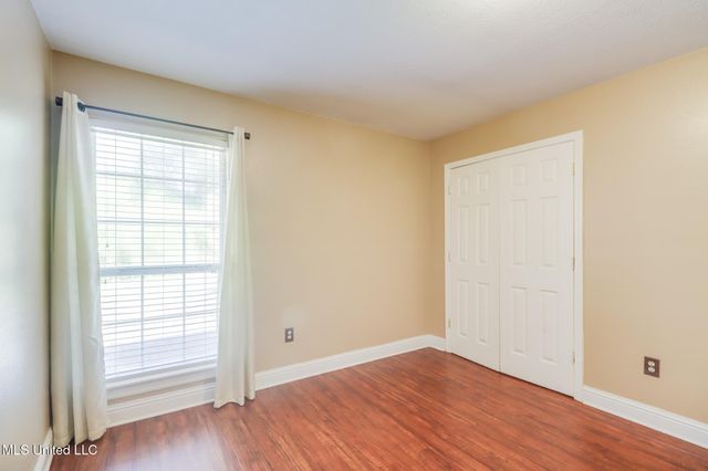 6909 N Rue Mornay, Biloxi, MS 39532