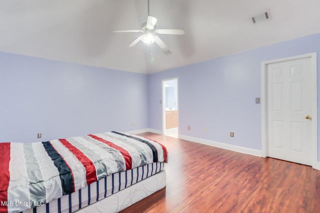 6909 N Rue Mornay, Biloxi, MS 39532