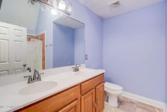 6909 N Rue Mornay, Biloxi, MS 39532