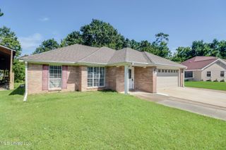 6909 N Rue Mornay, Biloxi, MS 39532