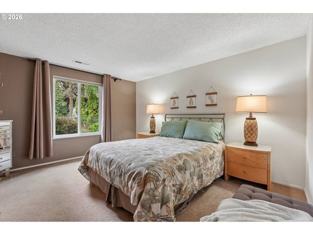 9706 Nw 19TH Ave, Vancouver, WA 98665