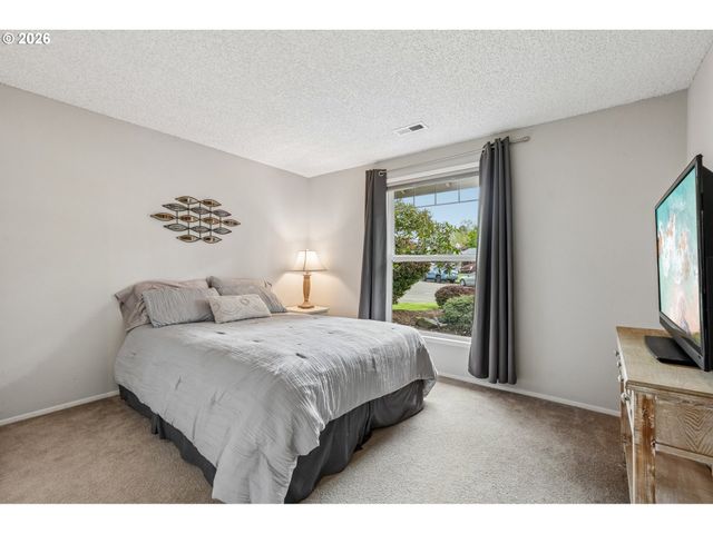 9706 Nw 19TH Ave, Vancouver, WA 98665