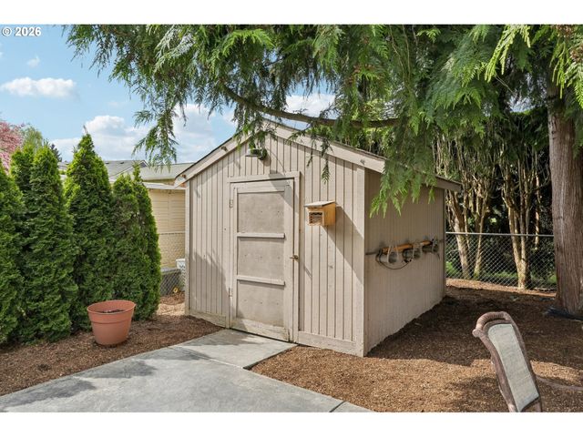 9706 Nw 19TH Ave, Vancouver, WA 98665