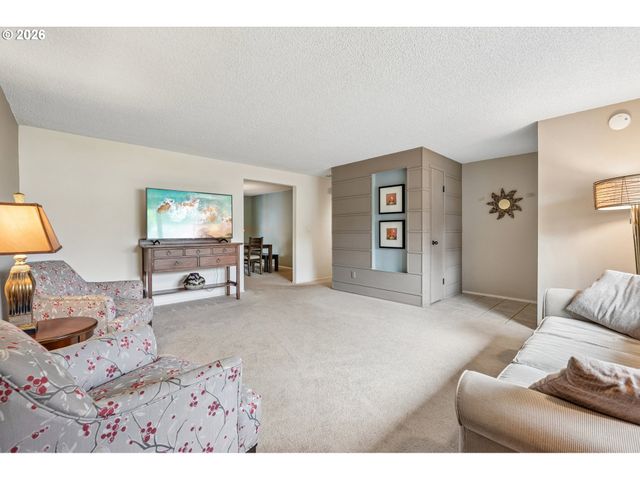 9706 Nw 19TH Ave, Vancouver, WA 98665