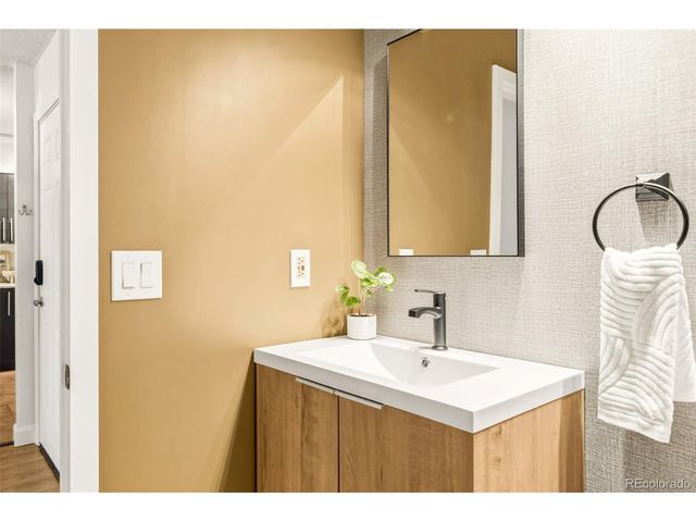 9400 E Iliff Ave 333, Denver, CO 80231