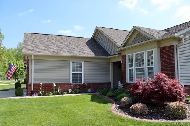 26489 Higgins Way, Brownstown Charter Township, MI 48134