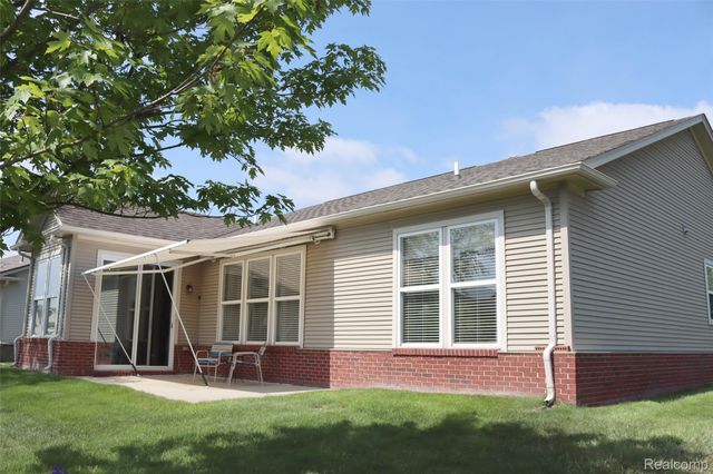 26489 Higgins Way, Brownstown Charter Township, MI 48134