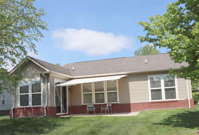 26489 Higgins Way, Brownstown Charter Township, MI 48134