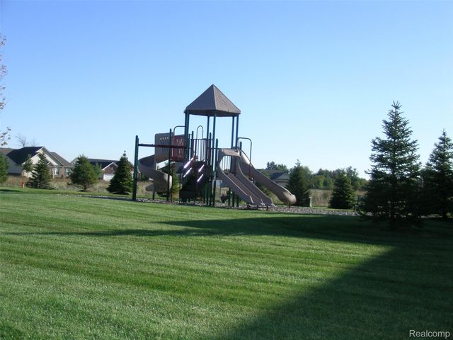 26489 Higgins Way, Brownstown Charter Township, MI 48134