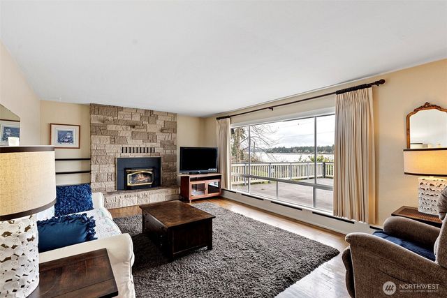 1723 Shorewood Drive, Bremerton, WA 98312