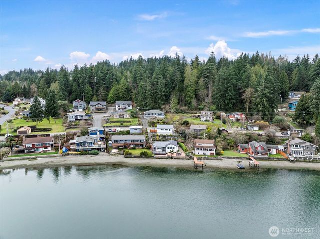 1723 Shorewood Drive, Bremerton, WA 98312