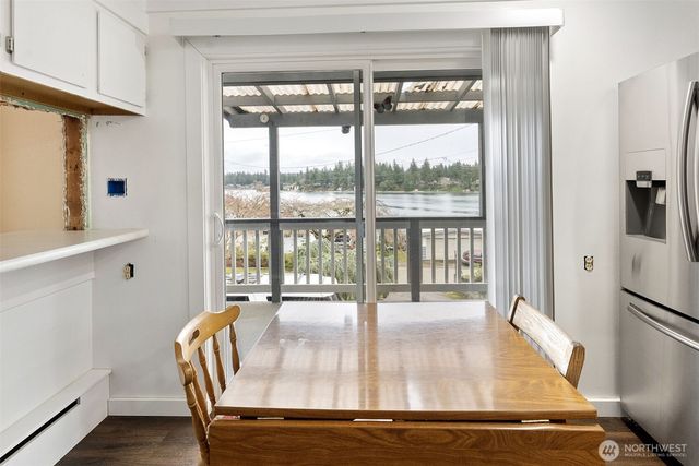 1723 Shorewood Drive, Bremerton, WA 98312