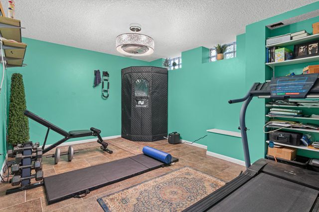 920 Westwood Lane, Anoka, MN 55303