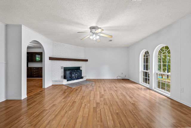 250 Mission Drive, Malvern, AR 72104