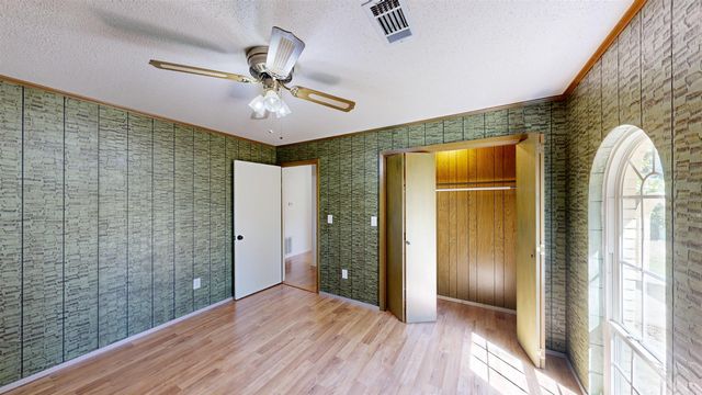 250 Mission Drive, Malvern, AR 72104