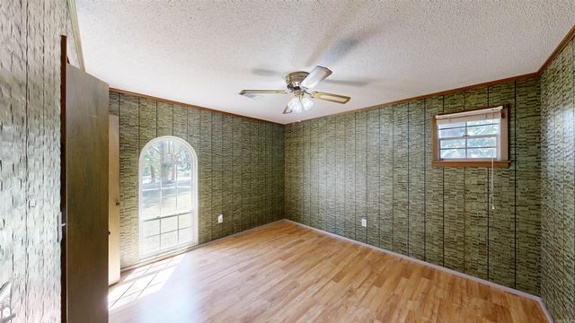 250 Mission Drive, Malvern, AR 72104