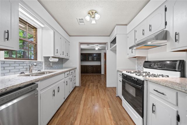 250 Mission Drive, Malvern, AR 72104