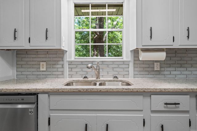 250 Mission Drive, Malvern, AR 72104