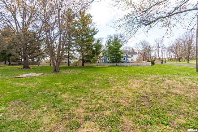 9720 W KNOX Street, Edwards, IL 61528