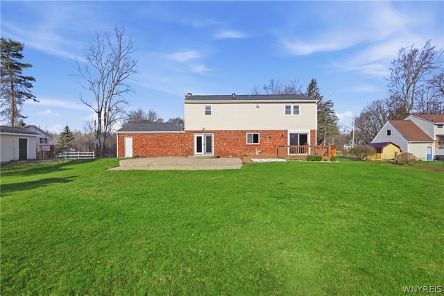 7033 Derby Road, Evans, NY 14047