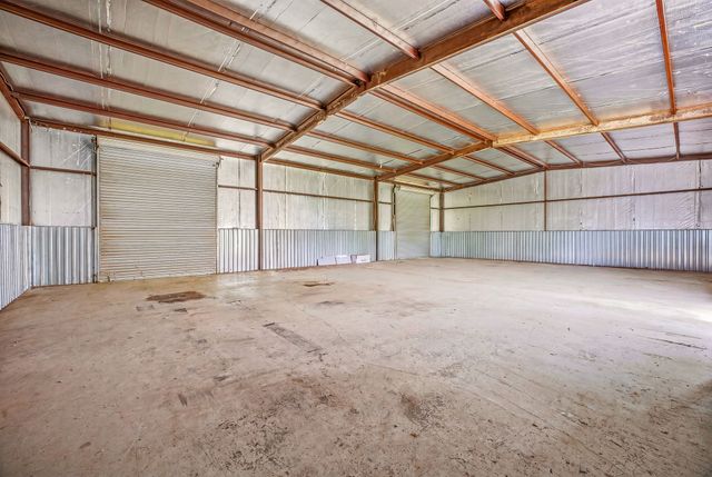 621 County Road 484, Stephenville, TX 76401