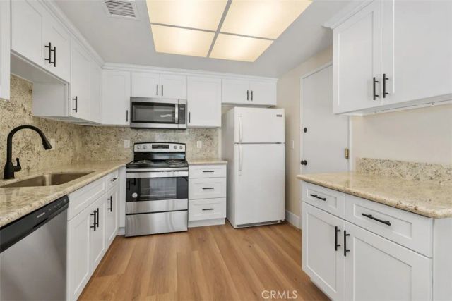 28518 Via Las Flores, Murrieta, CA 92563