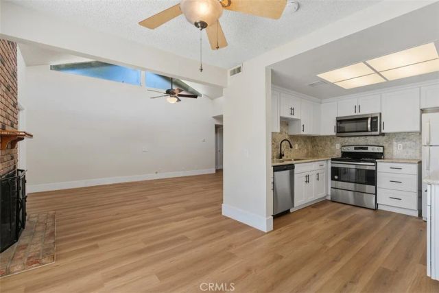 28518 Via Las Flores, Murrieta, CA 92563