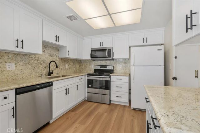 28518 Via Las Flores, Murrieta, CA 92563