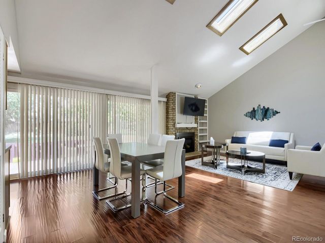 2884 S Oakland Cir, Aurora, CO 80014
