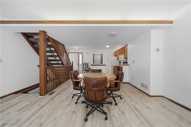 758 Beverly Avenue, Canal Fulton, OH 44614