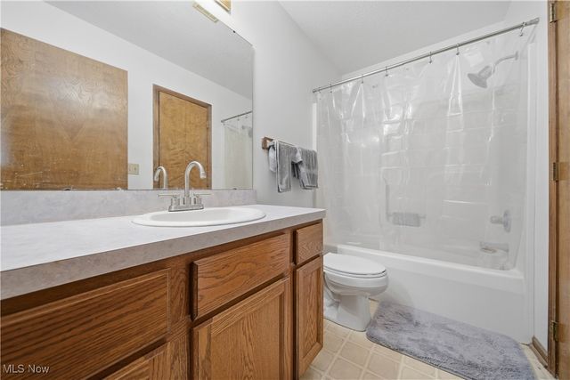 758 Beverly Avenue, Canal Fulton, OH 44614