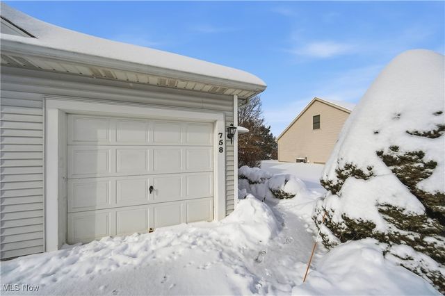 758 Beverly Avenue, Canal Fulton, OH 44614