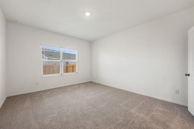 954 Soapstone PASS, Maxwell, TX 78656