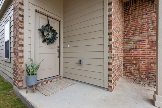 954 Soapstone PASS, Maxwell, TX 78656