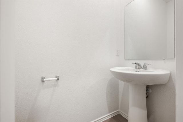 954 Soapstone PASS, Maxwell, TX 78656