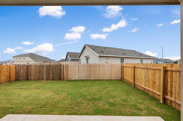 954 Soapstone PASS, Maxwell, TX 78656