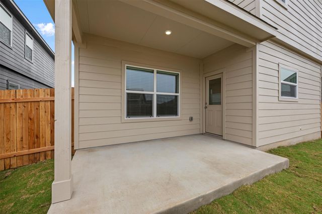 954 Soapstone PASS, Maxwell, TX 78656