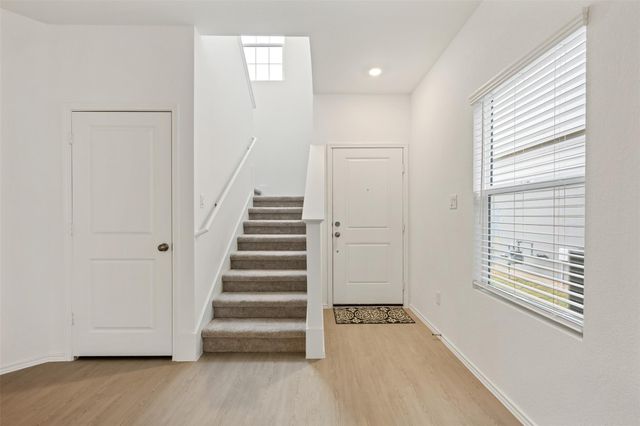 954 Soapstone PASS, Maxwell, TX 78656