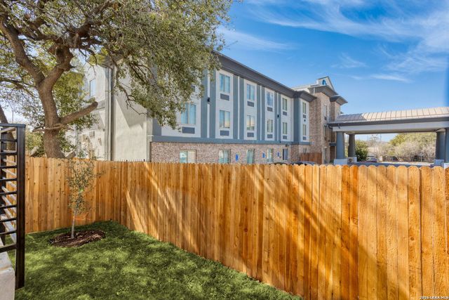 11830 Zarkava Way, San Antonio, TX 78230