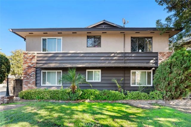 112 N Mar Vista Avenue, Pasadena, CA 91106