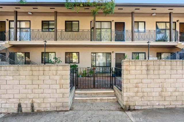 112 N Mar Vista Avenue, Pasadena, CA 91106