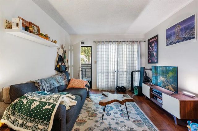 112 N Mar Vista Avenue, Pasadena, CA 91106